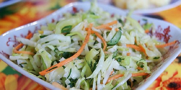 Vegetable salad for slimming.